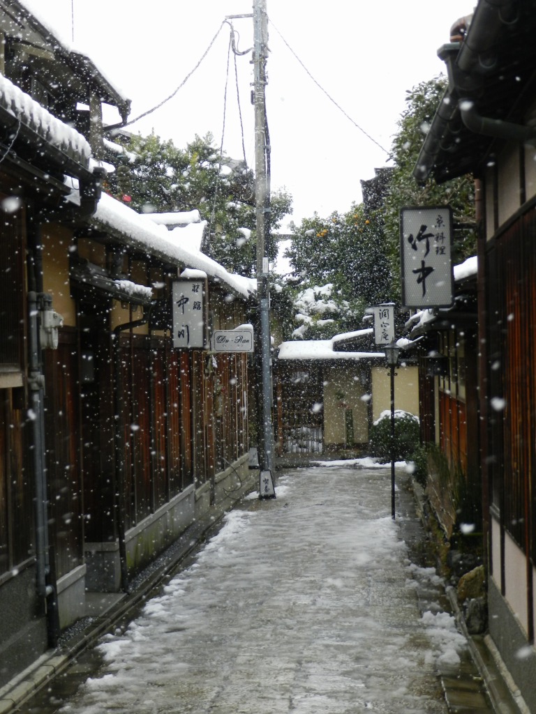 f:id:ugomemo-kyuuya:20200527155711j:plain f:id:ugomemo-kyuuya:20200527155711j:plain