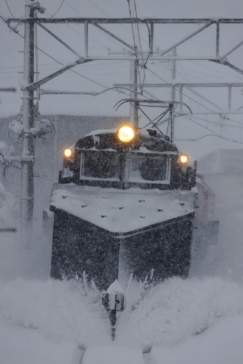 丸雪 弘南鉄道弘南線で排雪作業する、キ104とED333のコンビを撮る！ - 続