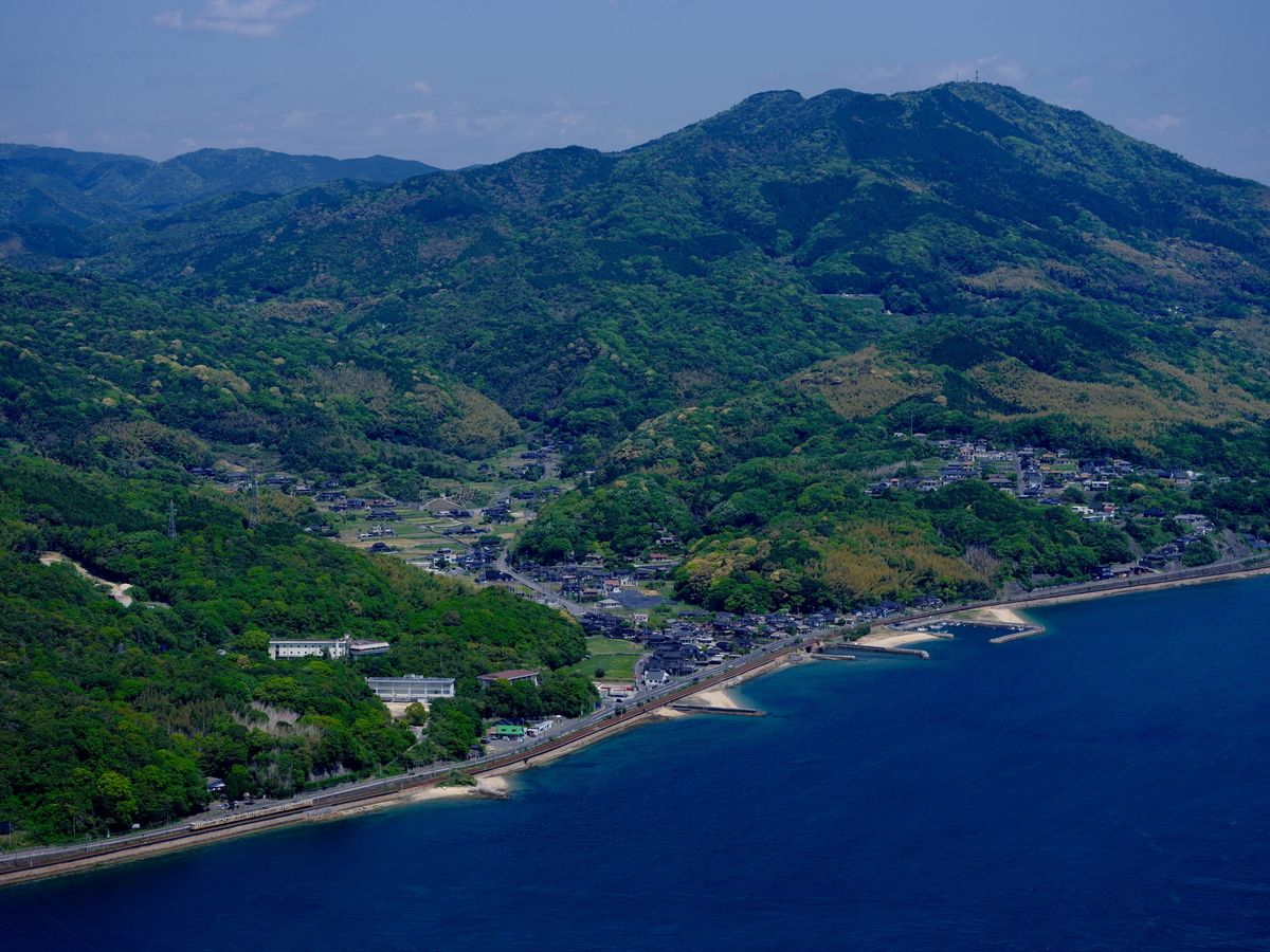 日本の風景 五月晴れの大畠瀬戸を往く、瀬戸内色の115系を撮る！ - 続 うっかり鉄