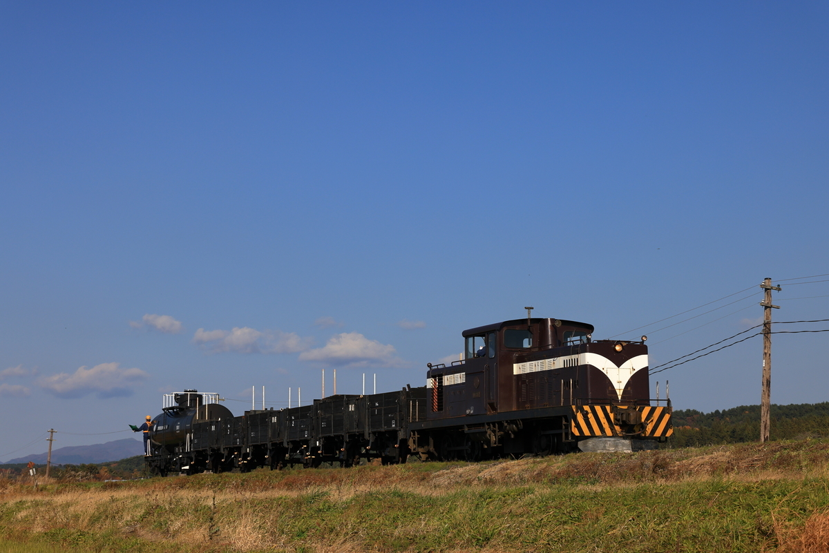 DD352が押す貨物列車を撮る！(津軽鉄道開業95周年イベント編) - 続