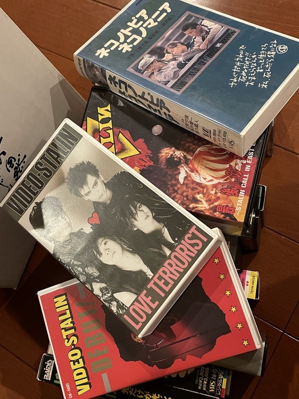 686 音楽ビデオとカセットテープの断捨離（CDは恐ろしくてまだ手
