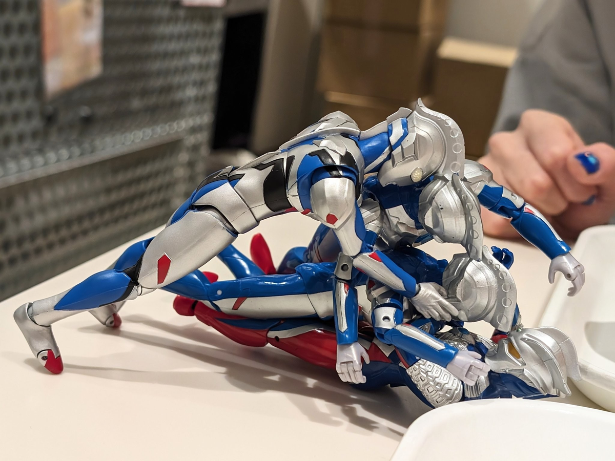 ããã«äžã«ã®ããããã¢ãŒãã®ãŒãããèã䌞ã³ãŠããŠããã¡ãªãã