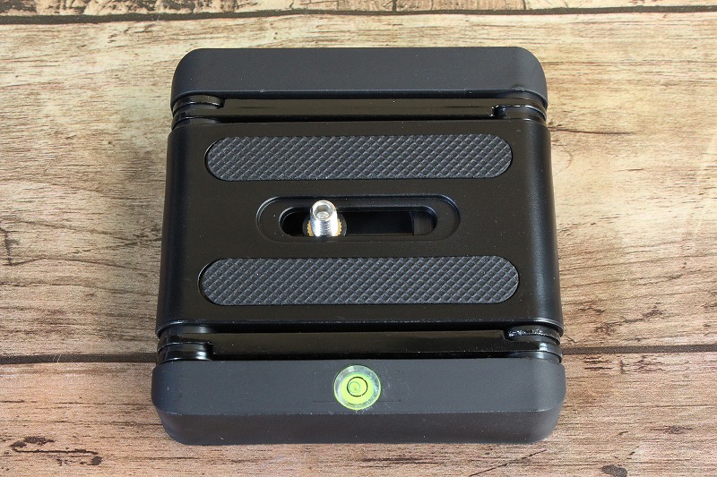 Zプラットフォーム MSM 360°パンと2折りたたみ 雲台　新品 Amazon | Neewer 折り畳み式Z型雲台 ボールヘッド クイック