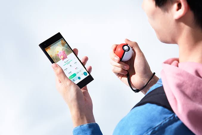 ポケモンGO モンスターボールプラス