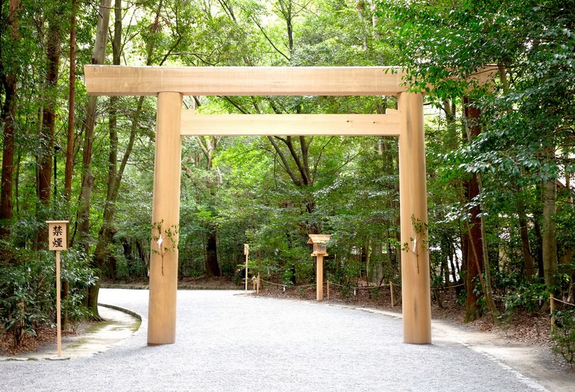 内宮源鳥居