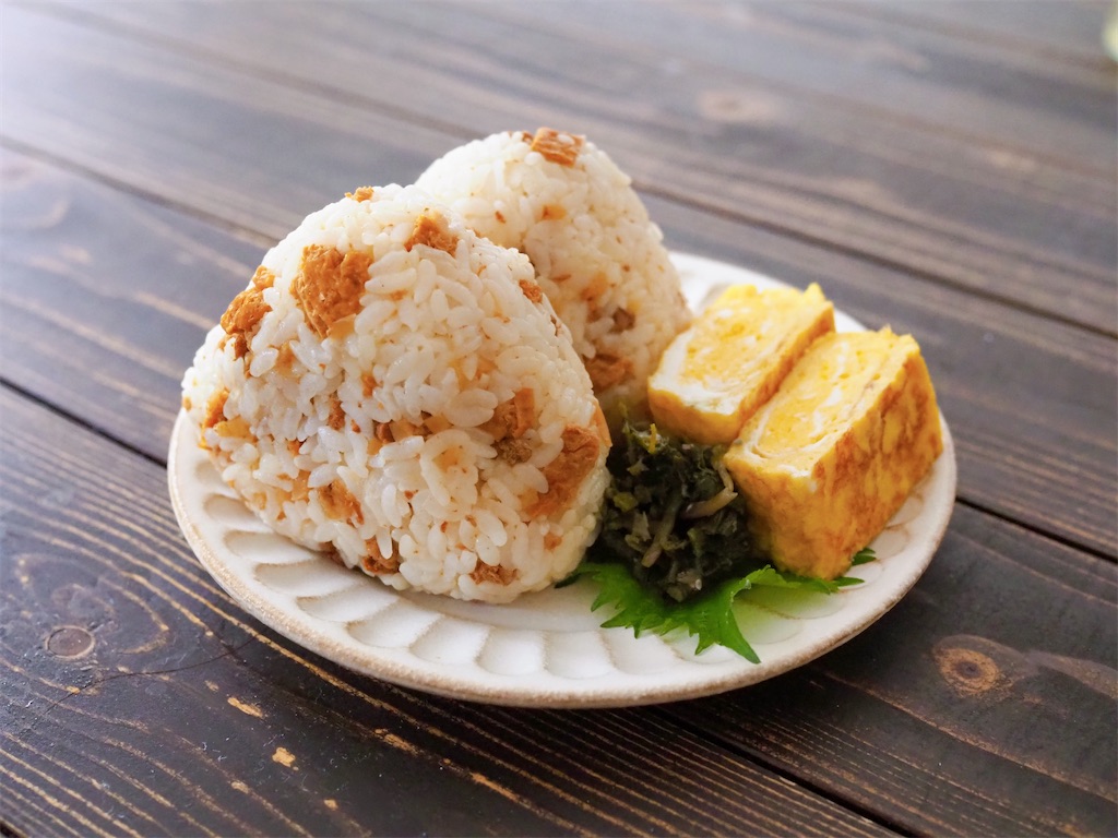 【買って応援!第2弾】宿泊客に人気の“秘境めし”を商品化『よーいごはん』/浜田旅館 【買って応援!第2弾】宿泊客に人気の“秘境めし”を商品化『よーいごはん』/浜田旅館
