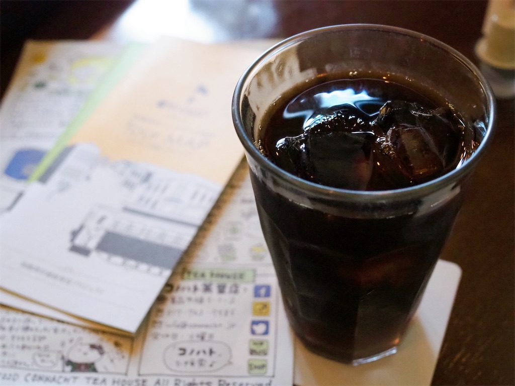 函館カフェ散歩【5】Cafe & Deli MARUSEN|レトロなビルのレトロなカフェ Cafe & Deli MARUSEN(マルセン)のアイズコーヒー