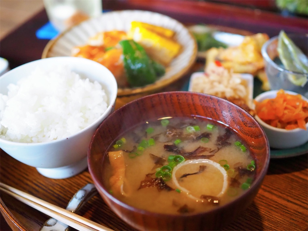 函館カフェ散歩【6】ごはん・おやつ シプル|人気の週替わりごはん f:id:uminekobiyori:20200827025411j:image