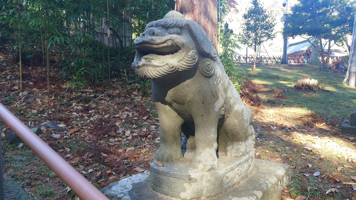 鹽竈神社と狛犬たち、ヒイラギと四季桜 - 海月美紗のおでかけ日和