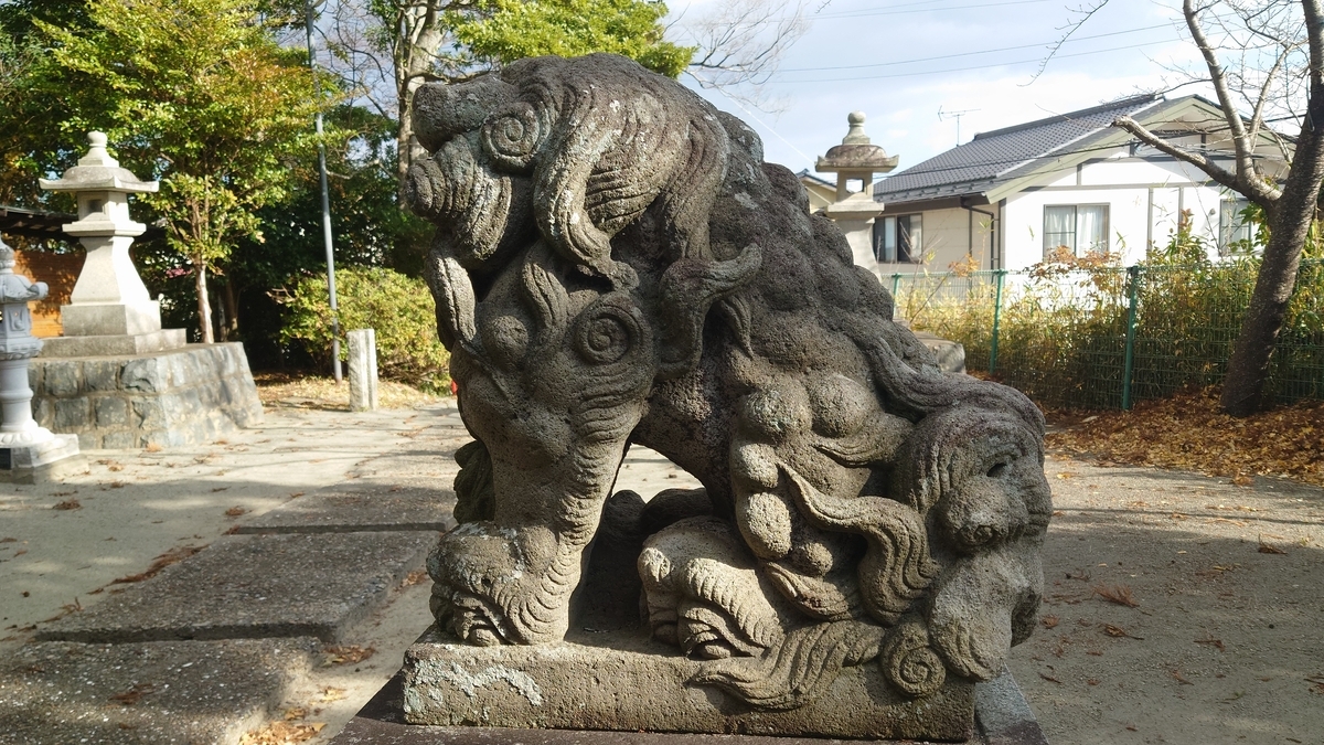坂の上の津神社、狛犬たち - 海月美紗のおでかけ日和
