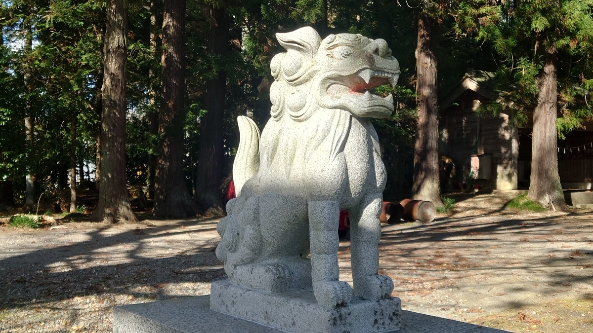 職*k様 狛犬、華中亭道八作、幕末名工、約サイズ高20センチ、横10センチ 諏訪神社、昭和生まれの狛犬たち - 海月美紗のおでかけ日和