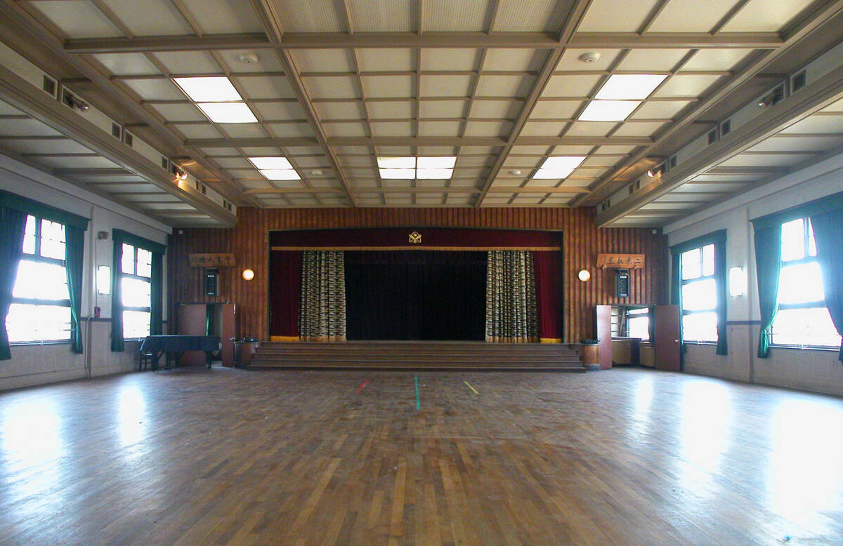 神戸市立 二葉小学校