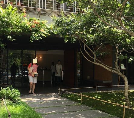 サニーヒルズ 台北 入口 サニーヒルズ 台北 パイナップルケーキ 微熱山丘