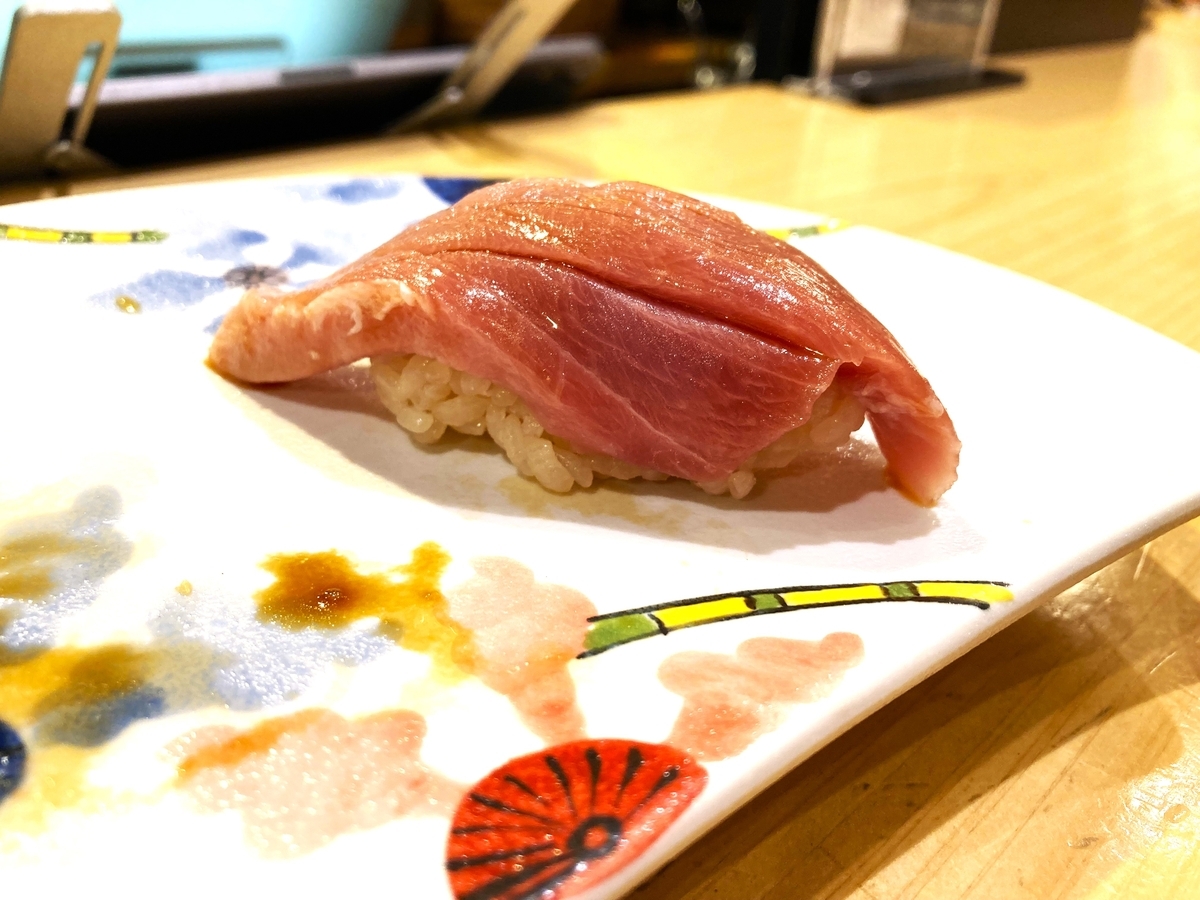 中トロのにぎり。リピートしました