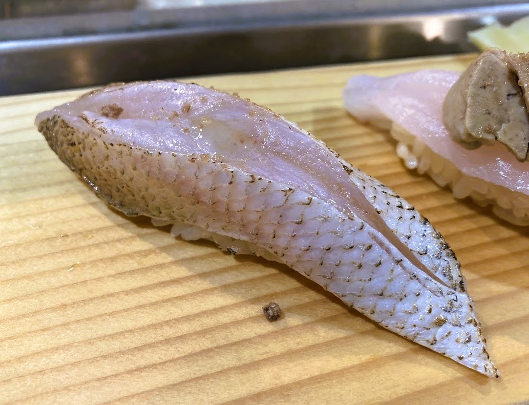 寿司バル弁慶のノドグロ
