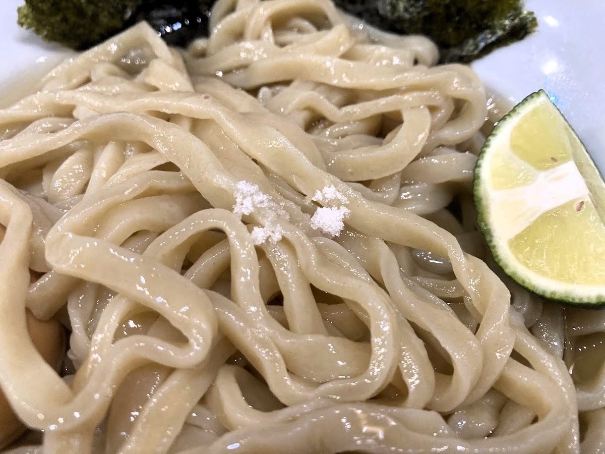 つけ麺の麺を塩で