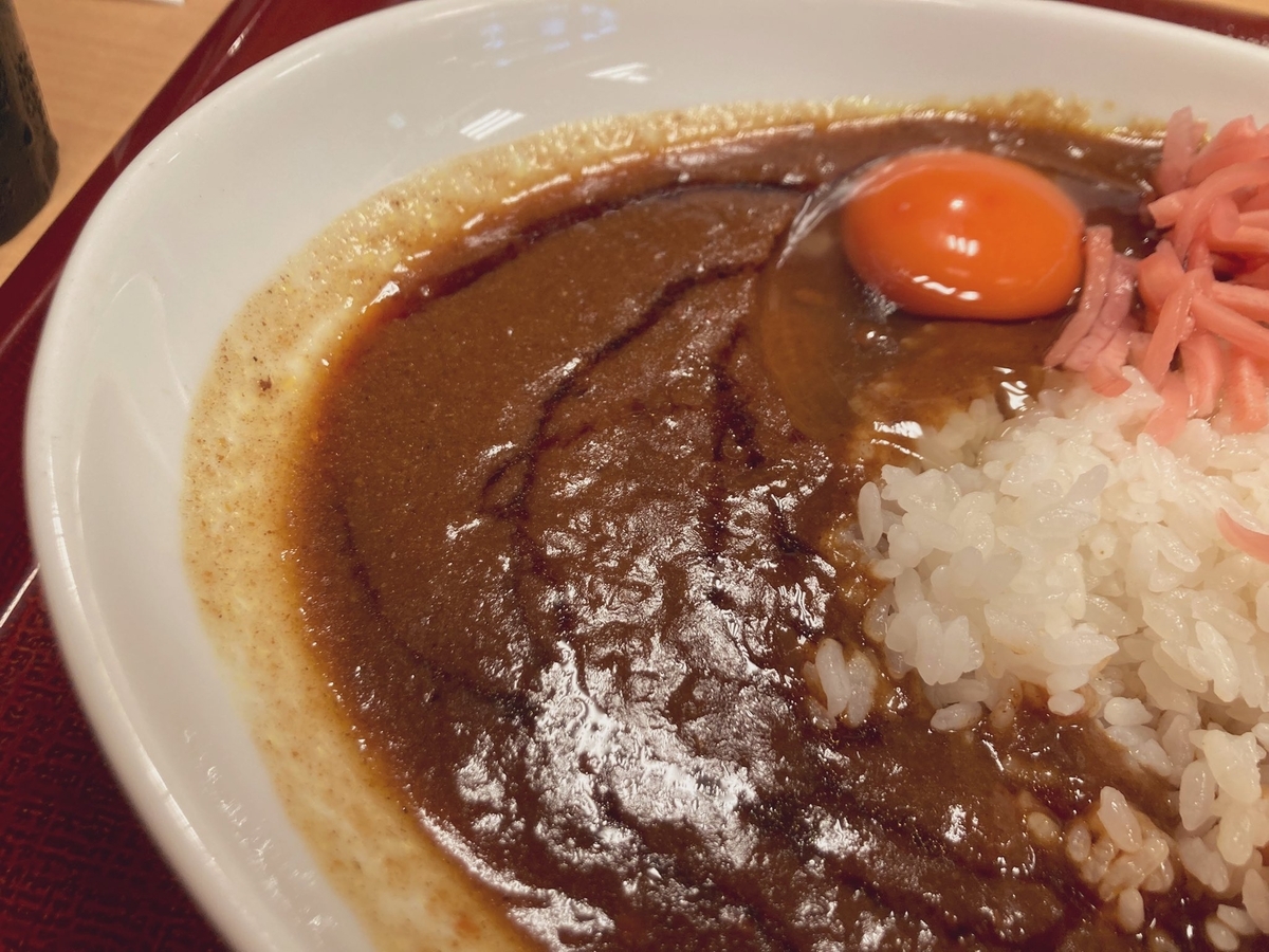 カレーに醤油がベストマッチの図