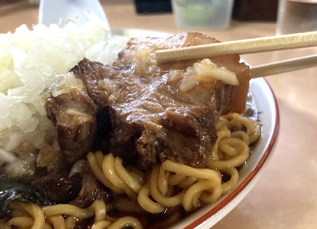 竹岡「梅乃家」のチャーシュー
