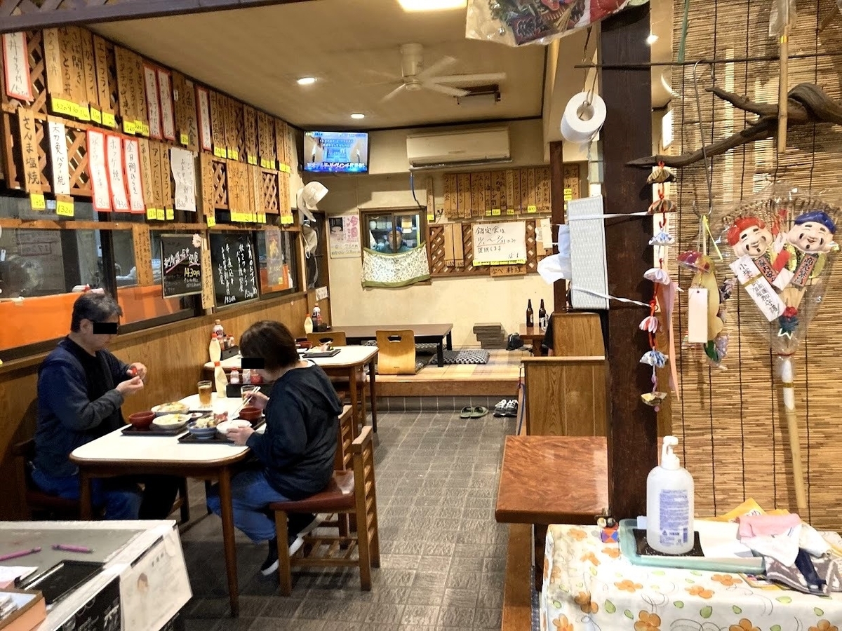 千葉・館山「食堂きんざ」の内観