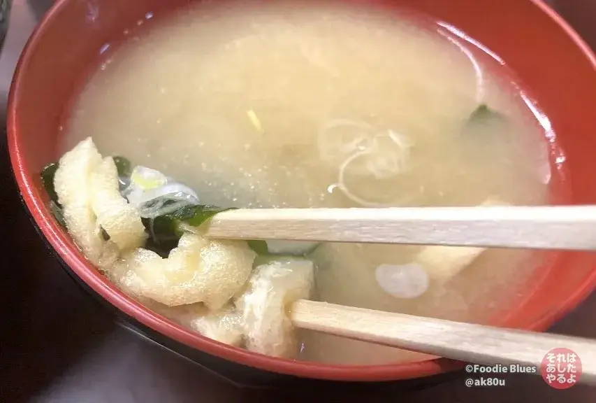 新宿「たつ屋」のみそ汁