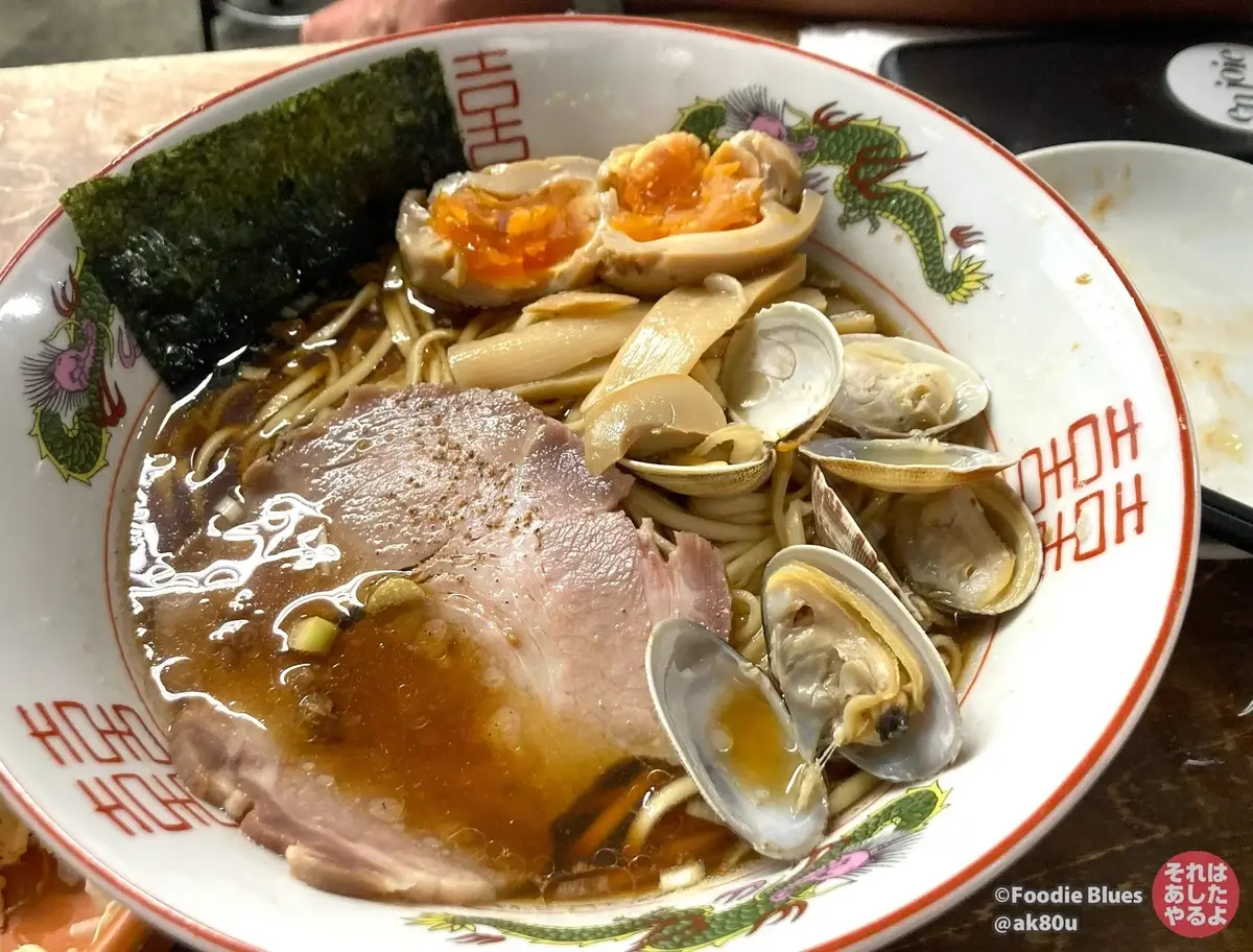 五反田「大衆食堂スタンド そのだ」の中華そば煮玉子付き