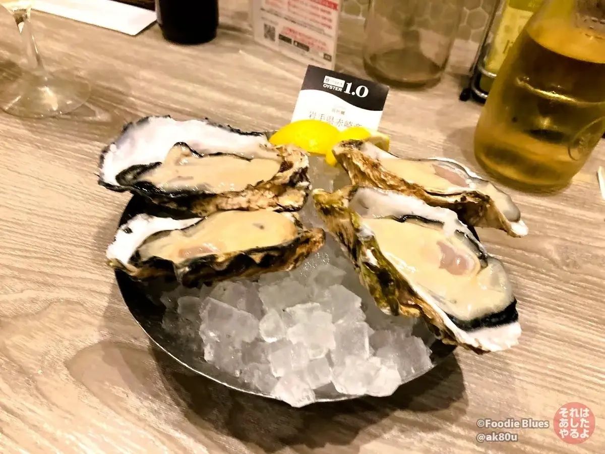 銀座「8TH SEA OYSTER BAR(エイス シー オイスターバー)」の「岩手県釜石産の尾崎牡蠣」