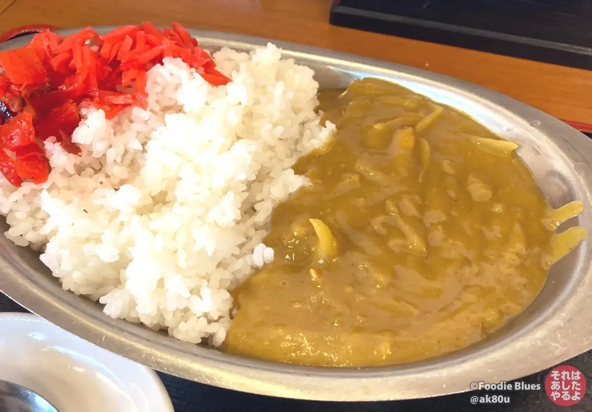 神谷町「そばよし」の黄色いカレーライス