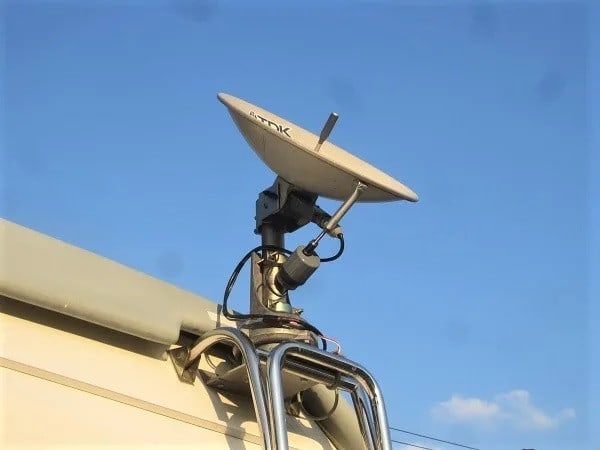 BSアンテナの仰角モーターの故障 - ジルとうなぎ