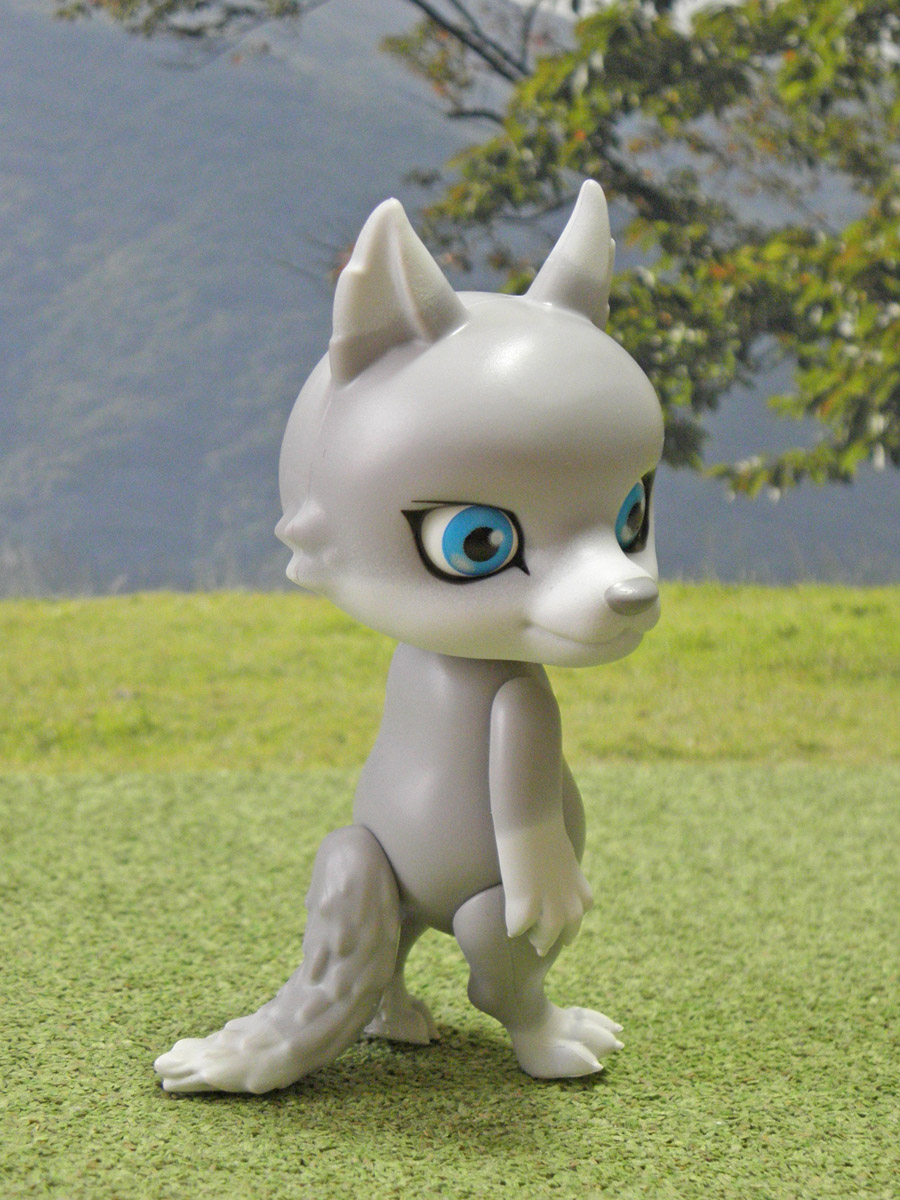 今度のカプセルドールは狼 - 風景・ねんどろフォト