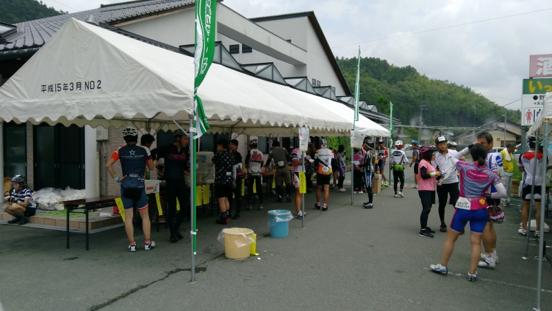 f:id:underbar_shusai:20170803002517j:plain f:id:underbar_shusai:20170803002517j:plain