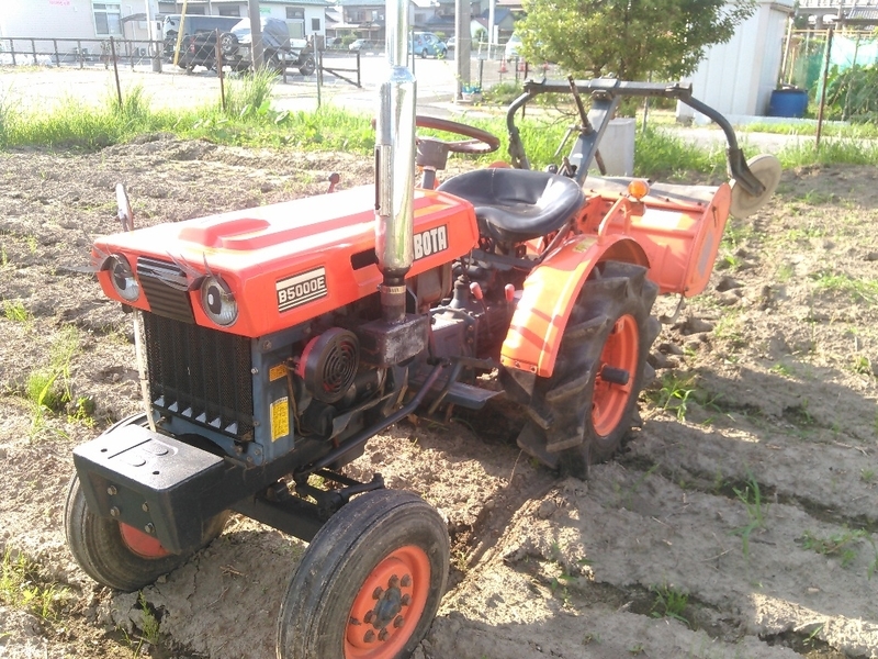 クボタ トラクター ブルトラ B5000 - unkojphateの日記