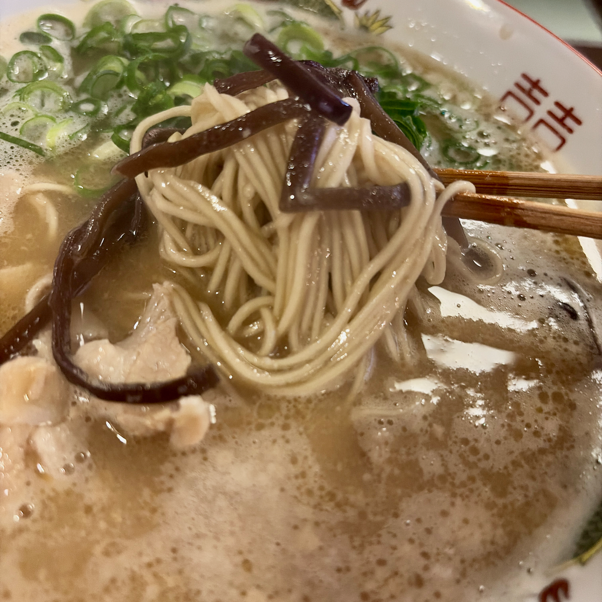 じぇんとる麺（中区）じぇんとる麺 - らをた広島