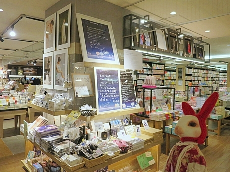 Photon 羽生結弦 写真集』発売記念ミニパネル展（有隣堂 アトレ恵比寿