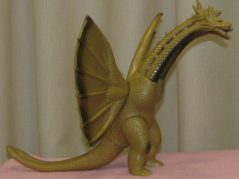 怪獣ソフビ【平成シリーズのキングギドラ 】 - 適当に玩具とかのブログ