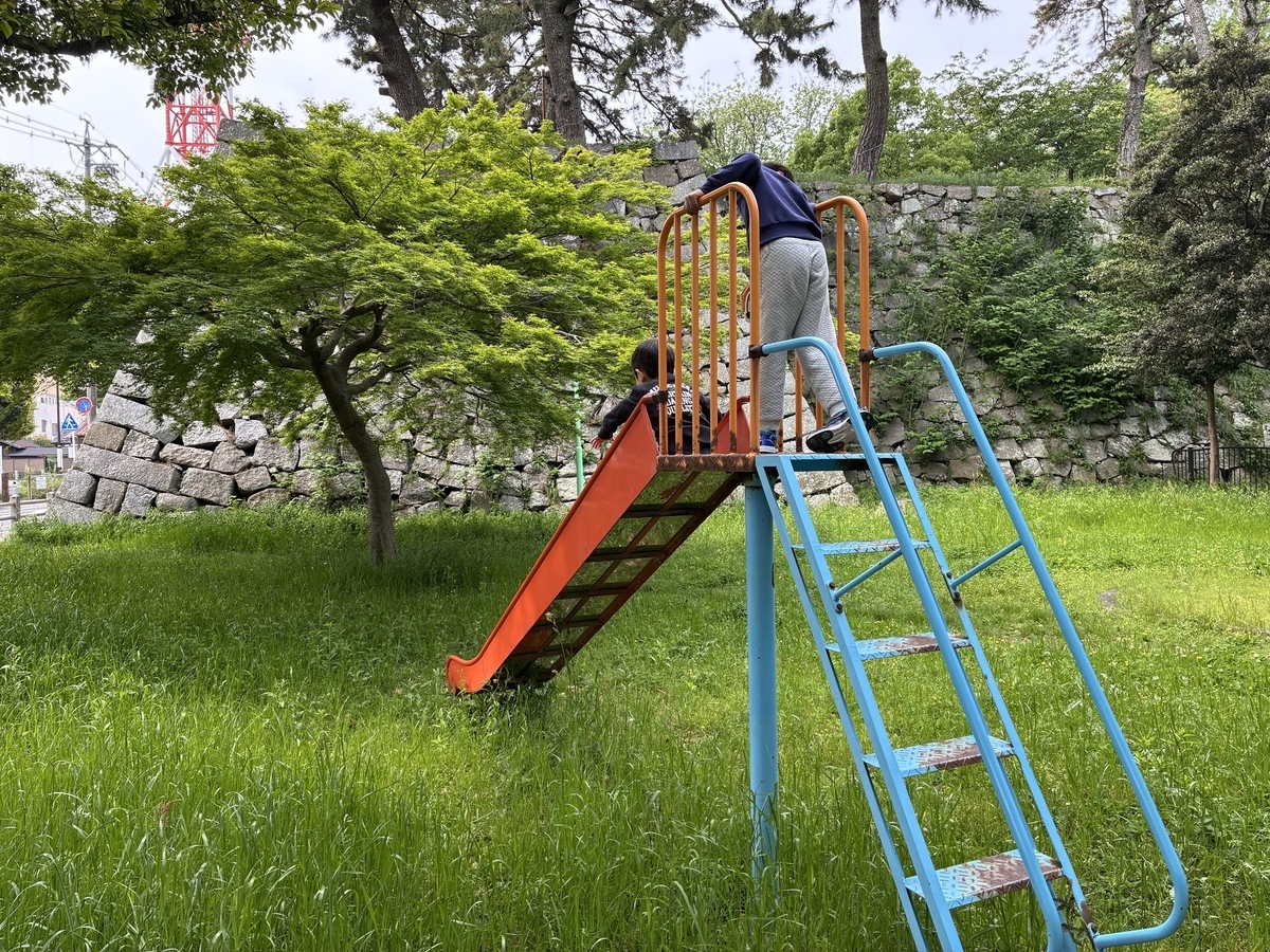 北多門櫓側の公園