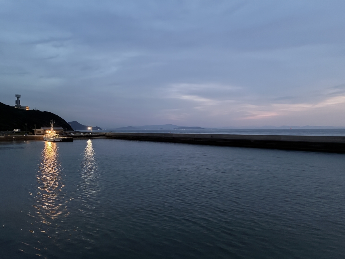 伊勢湾フェリー 夕暮れの伊良湖港