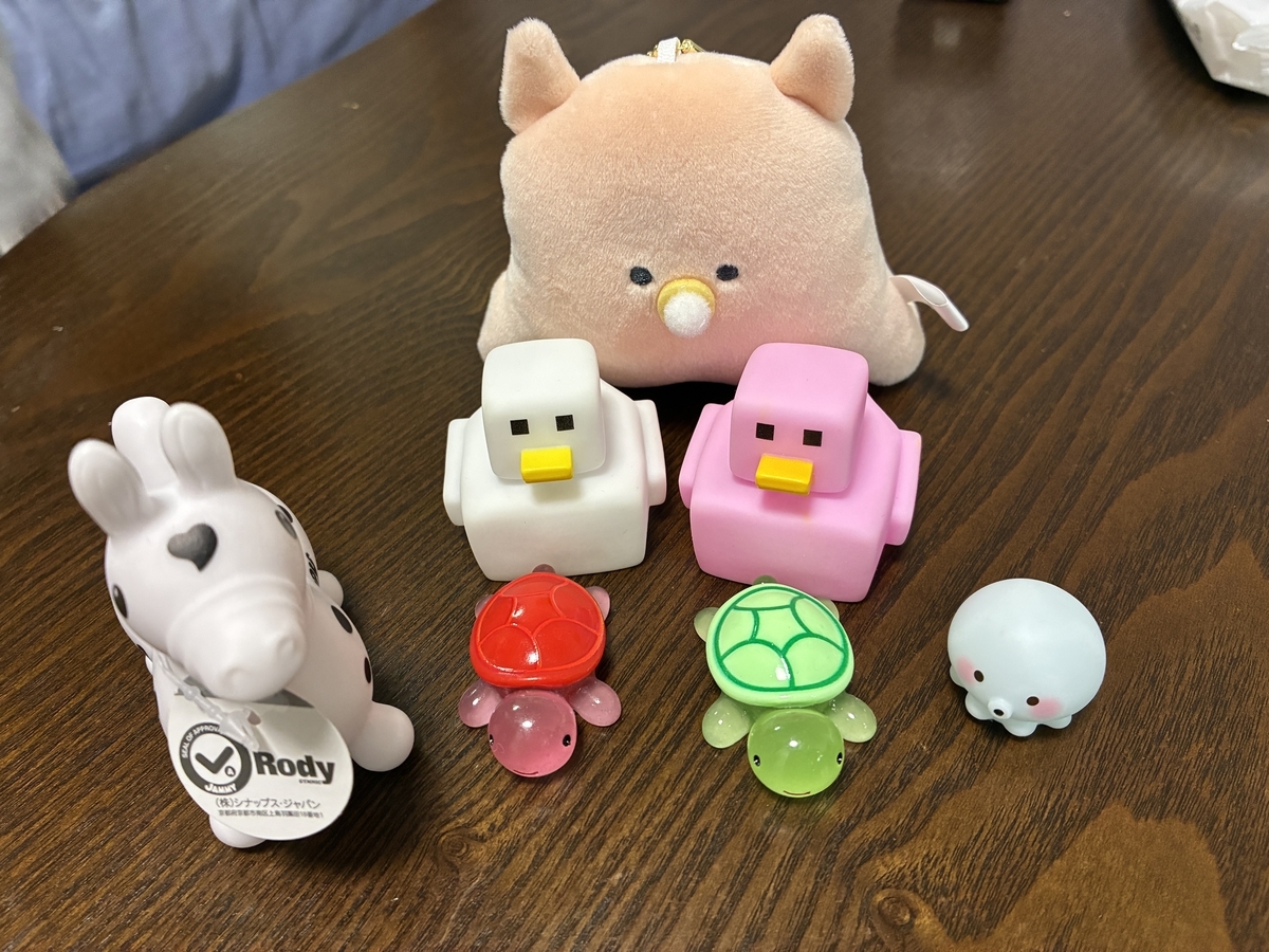 賢島の宿 みち潮のゲームコーナーでゲットしたおもちゃたち