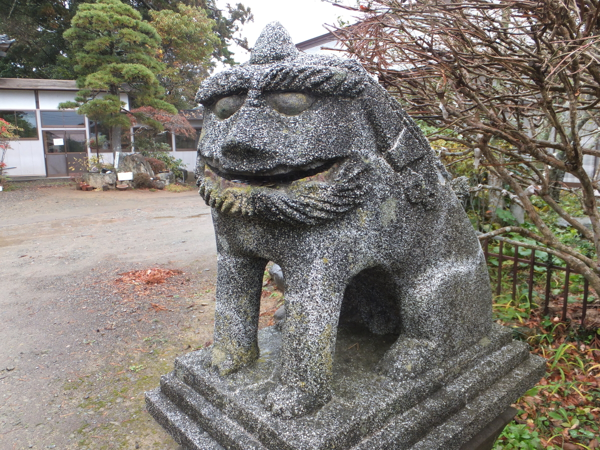 気仙沼 岩井崎 琴平神社の狛犬 なかなかにチャーミングだ 2014年