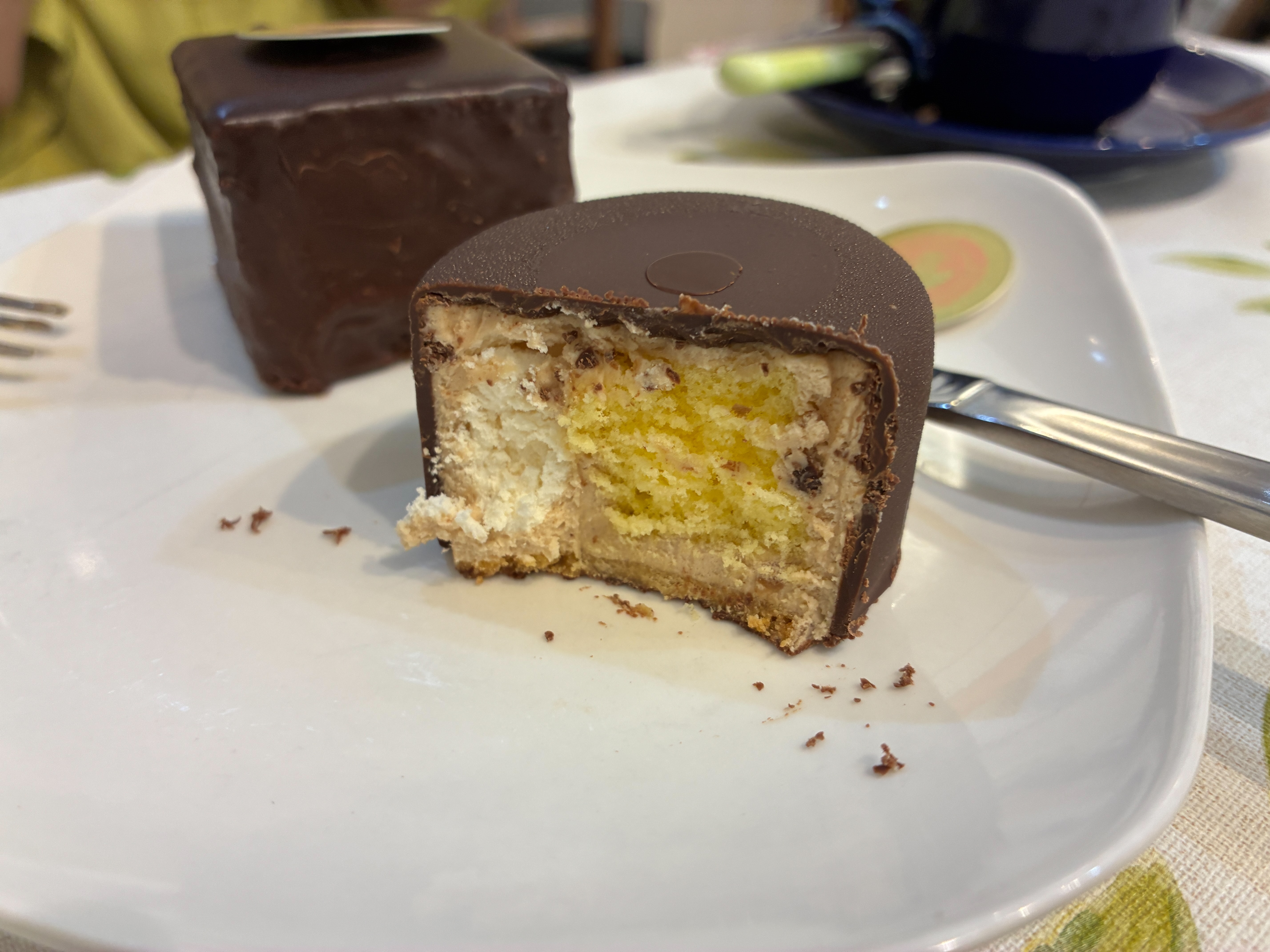 フランス菓子 メーテルリンク ミシュレ