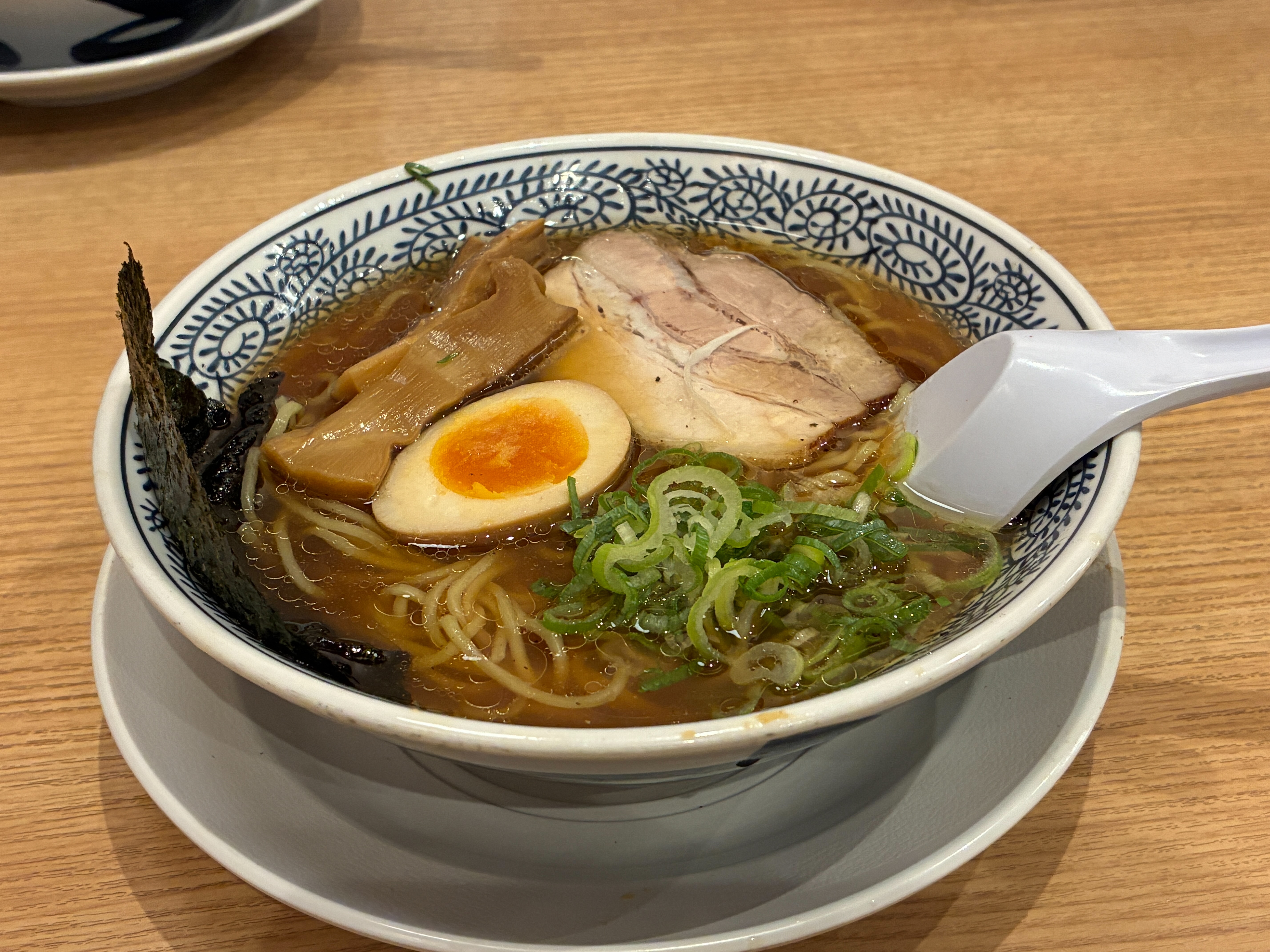 丸源ラーメン 横須賀佐原店 熟成醤油ラーメン
