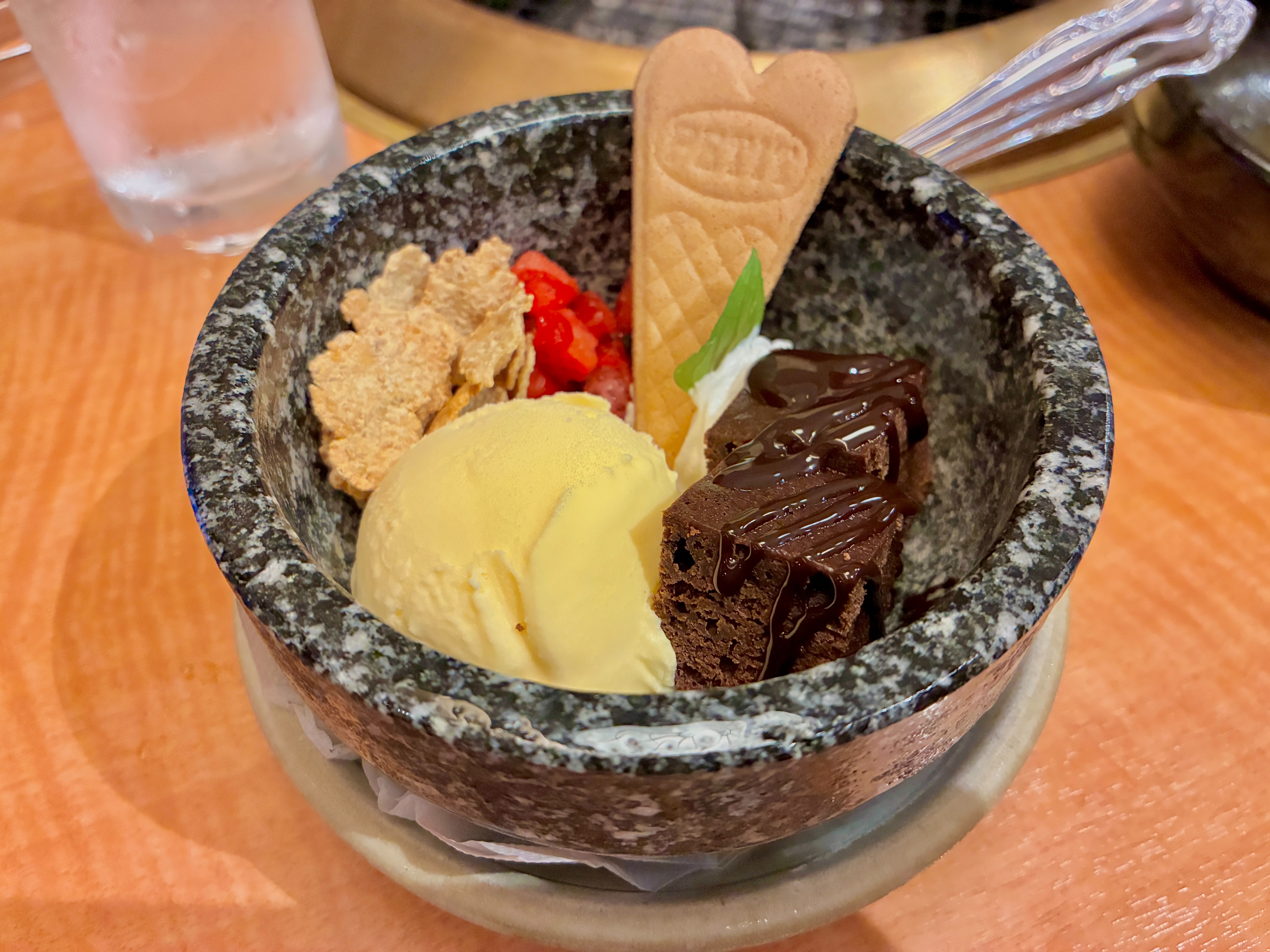 焼肉屋さかい 久里浜店 ストーンアイス（チョコブラウニー）