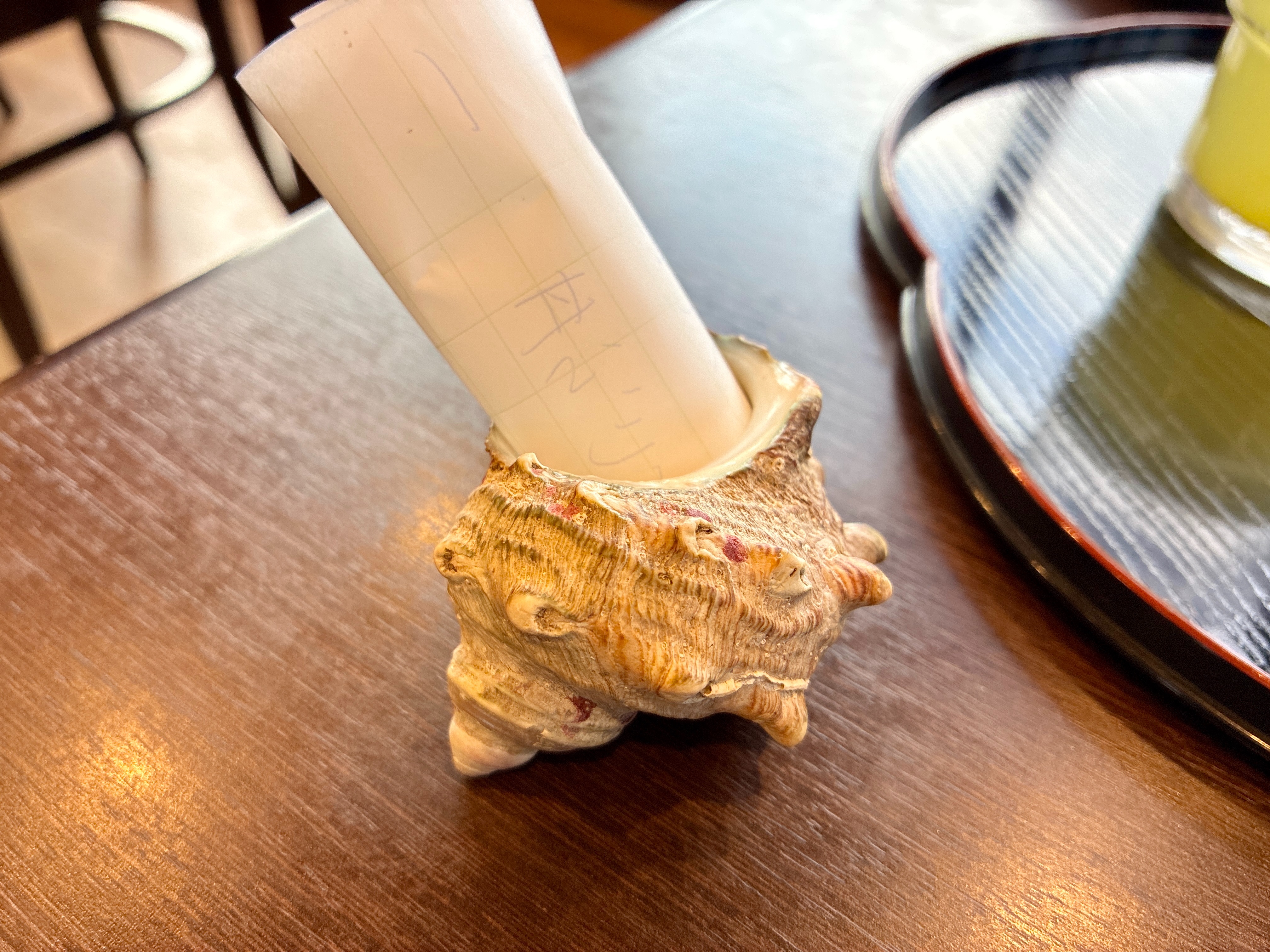 道の駅 和田浦WA・O レストランわだい処 伝票差しはサザエの貝殻！