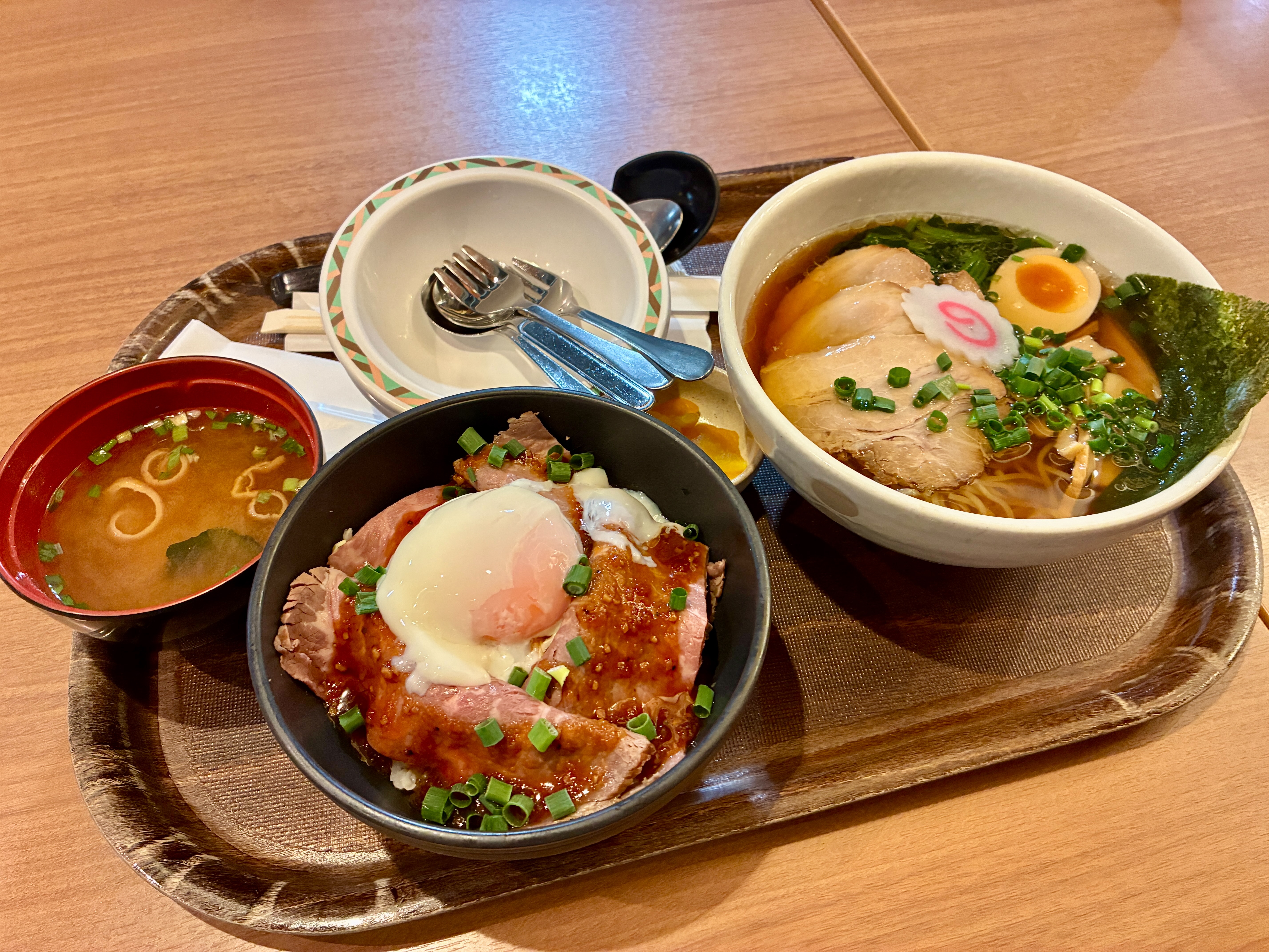 成田空港第2ターミナル CAFE & DINING N's COURT エヌズコート 料理