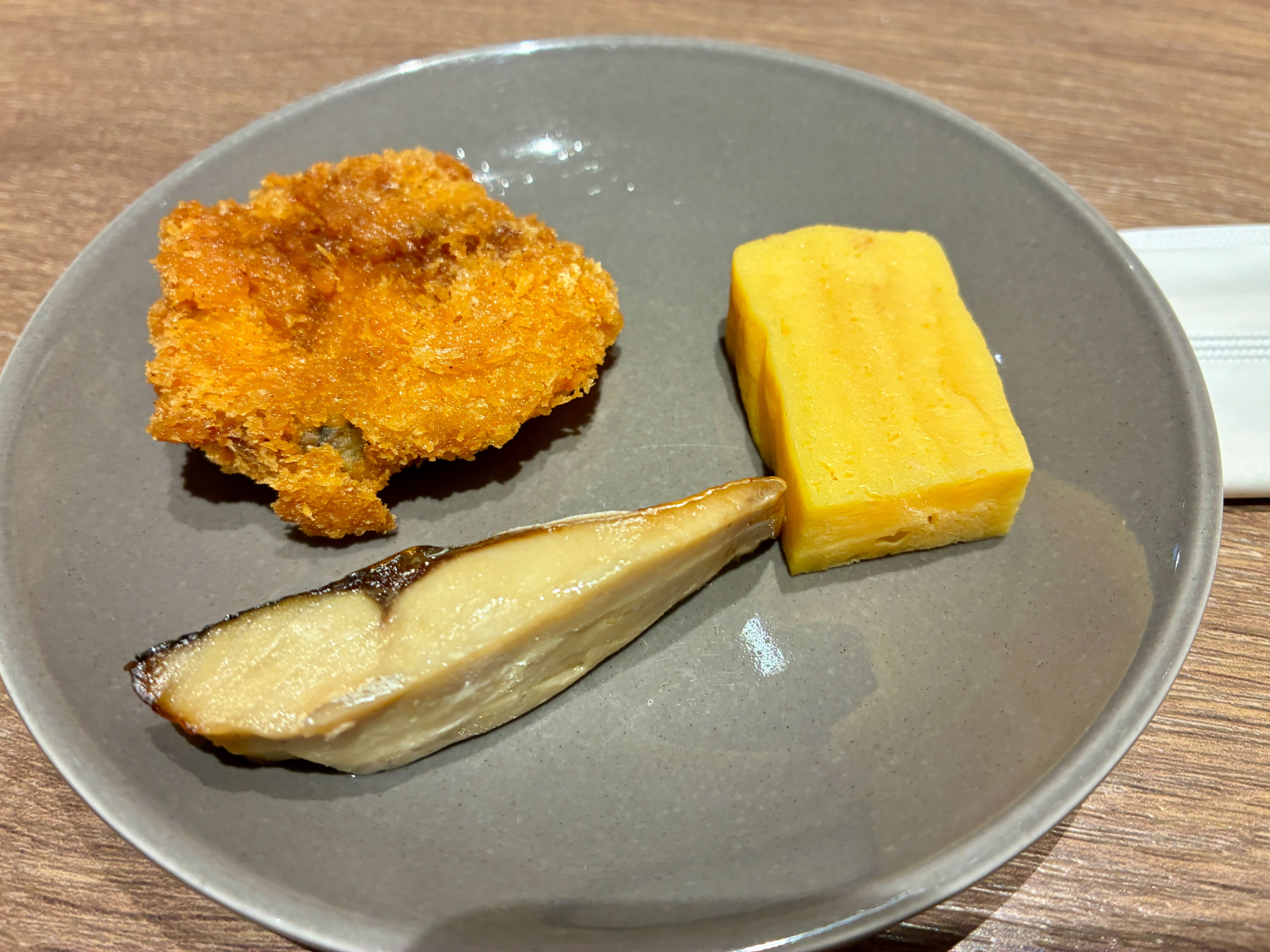 アートホテル成田 朝食ブッフェ 鯵のなめろうフライ