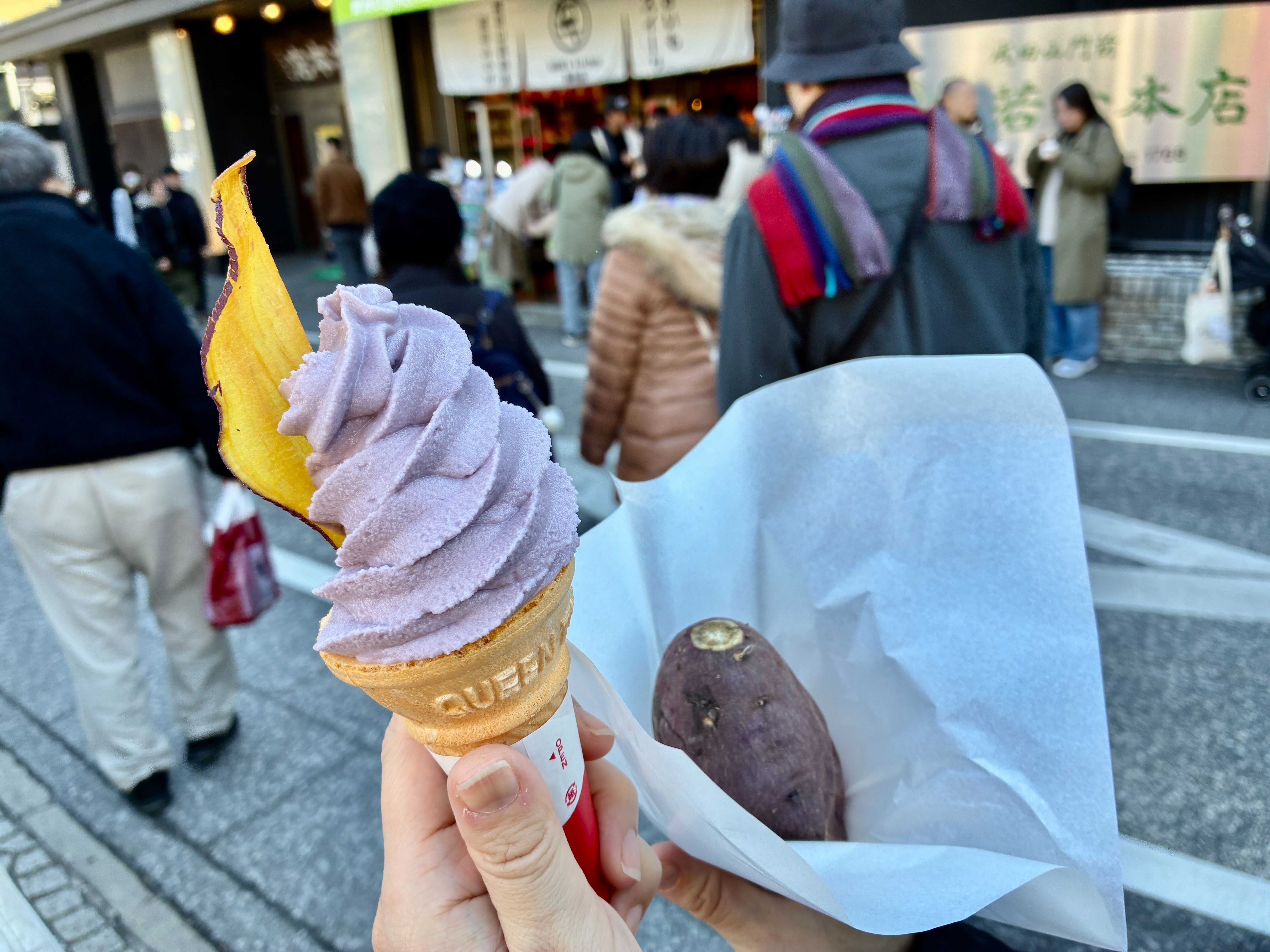 成田山新勝寺 表参道 Share's Kitchen 門前店 むらさき芋ソフトクリーム 焼き芋