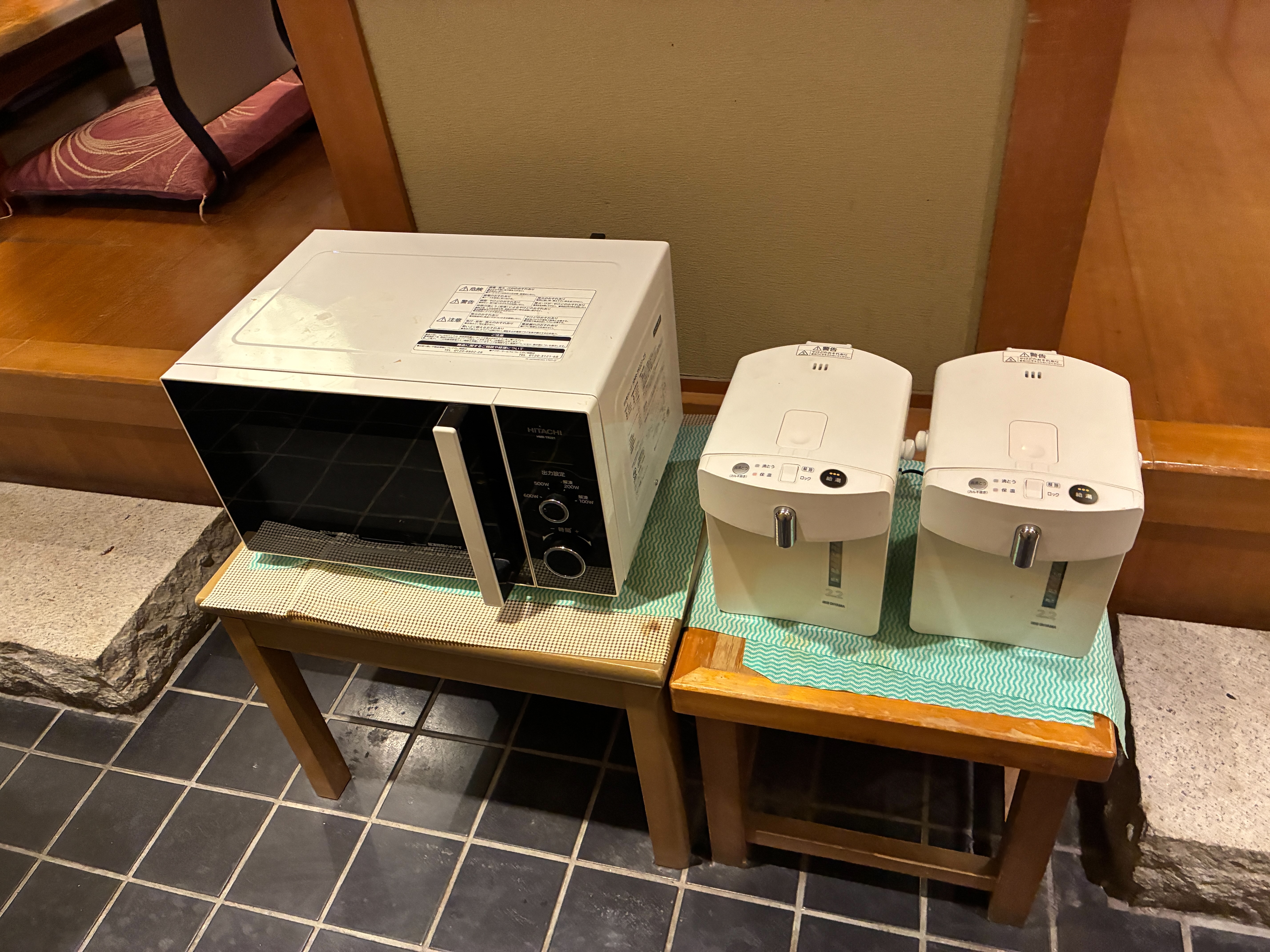 ホテル湯西川 電子レンジ ポット