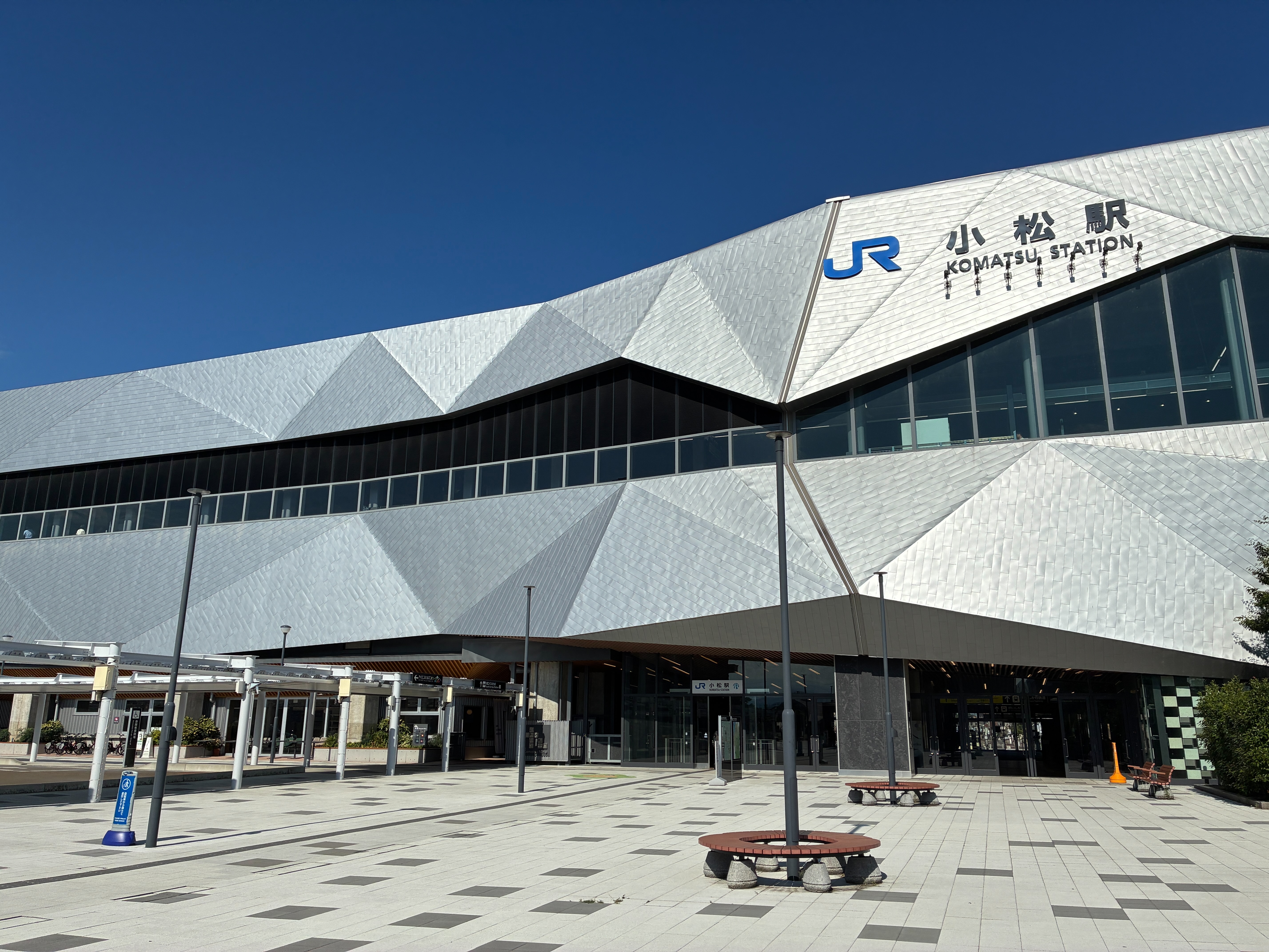 小松駅東口 外観