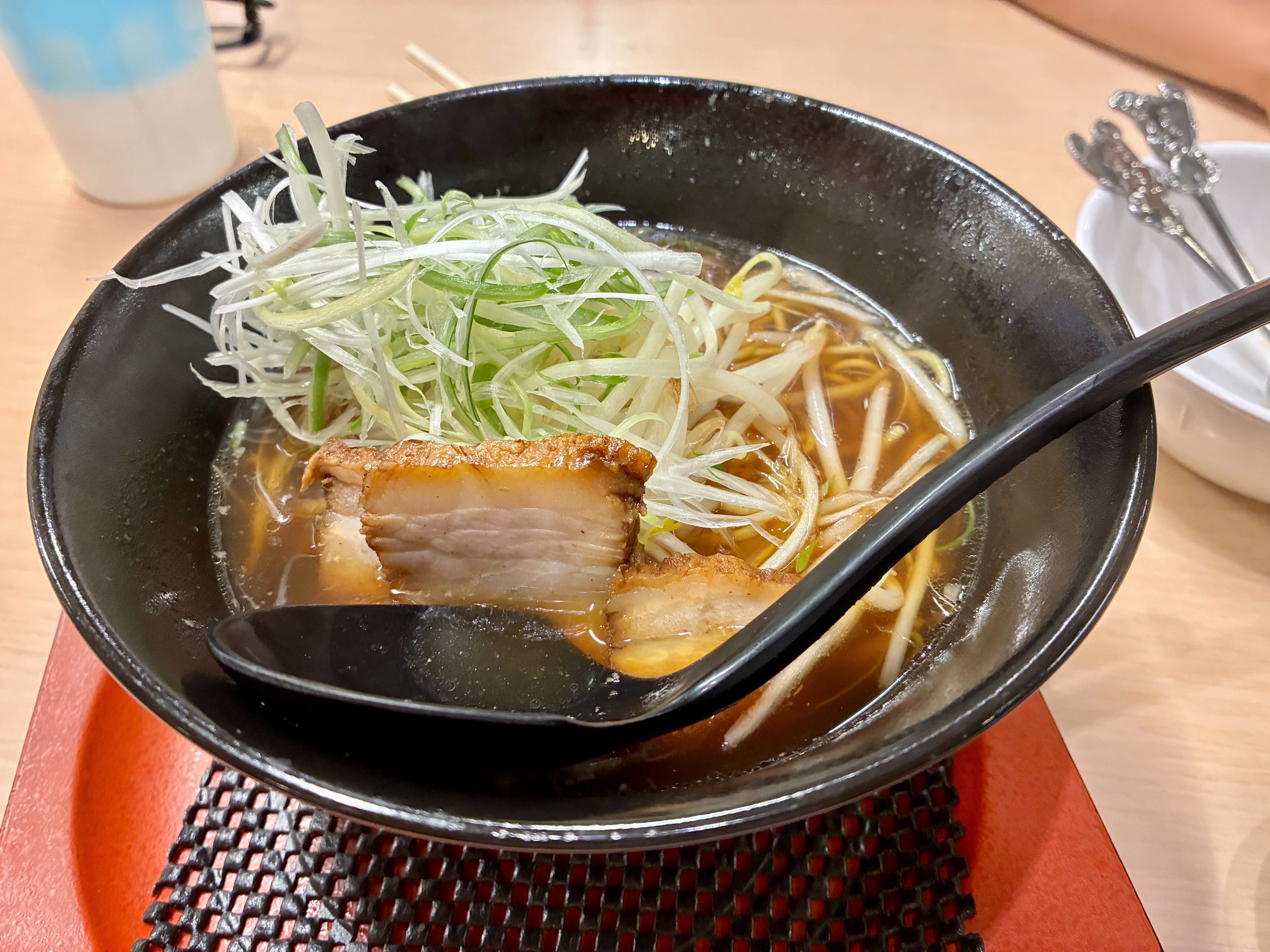 らーめん世界 富山魚津店 醤油らーめん