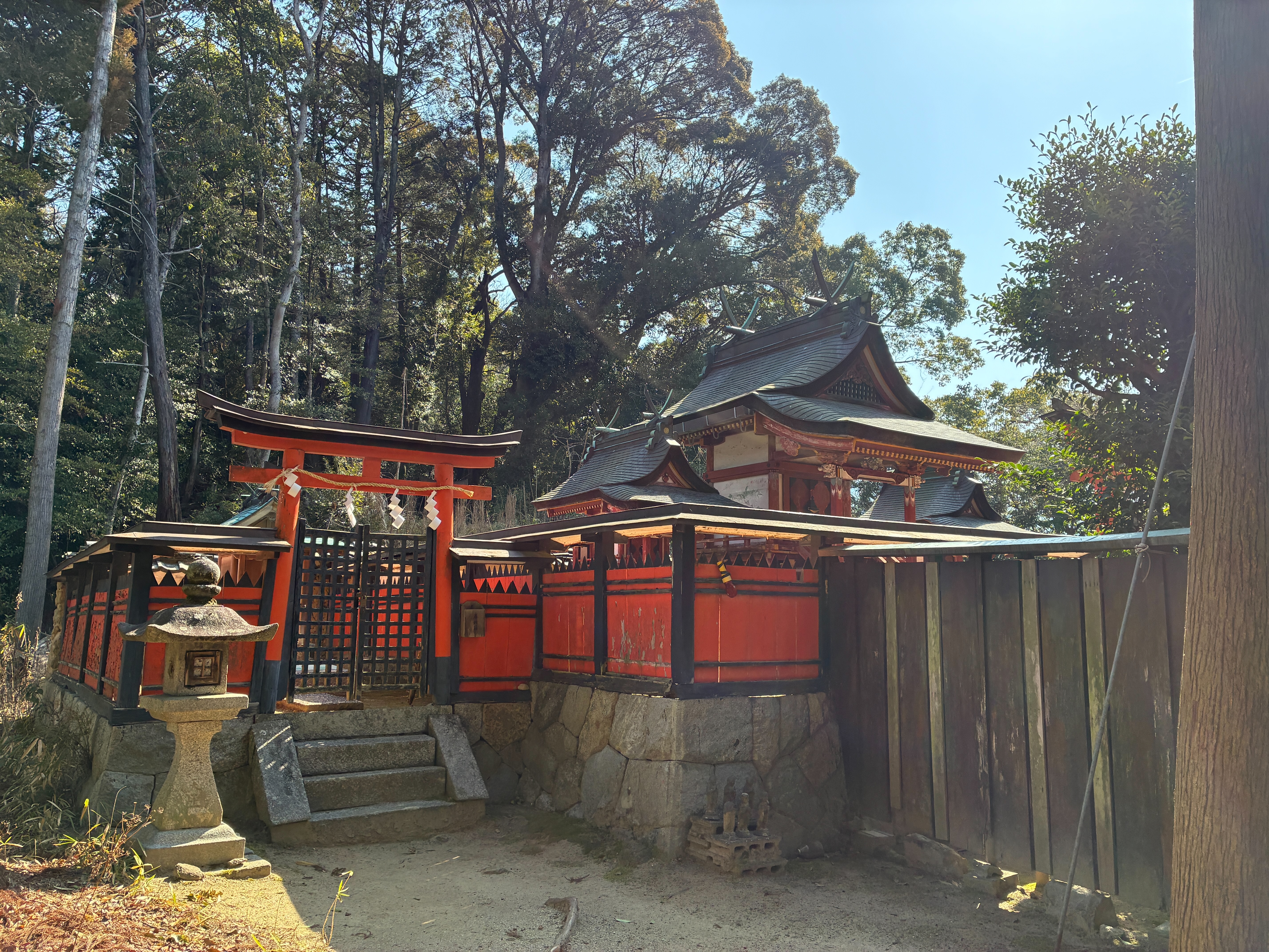 山の辺の道 夜都伎神社 本殿