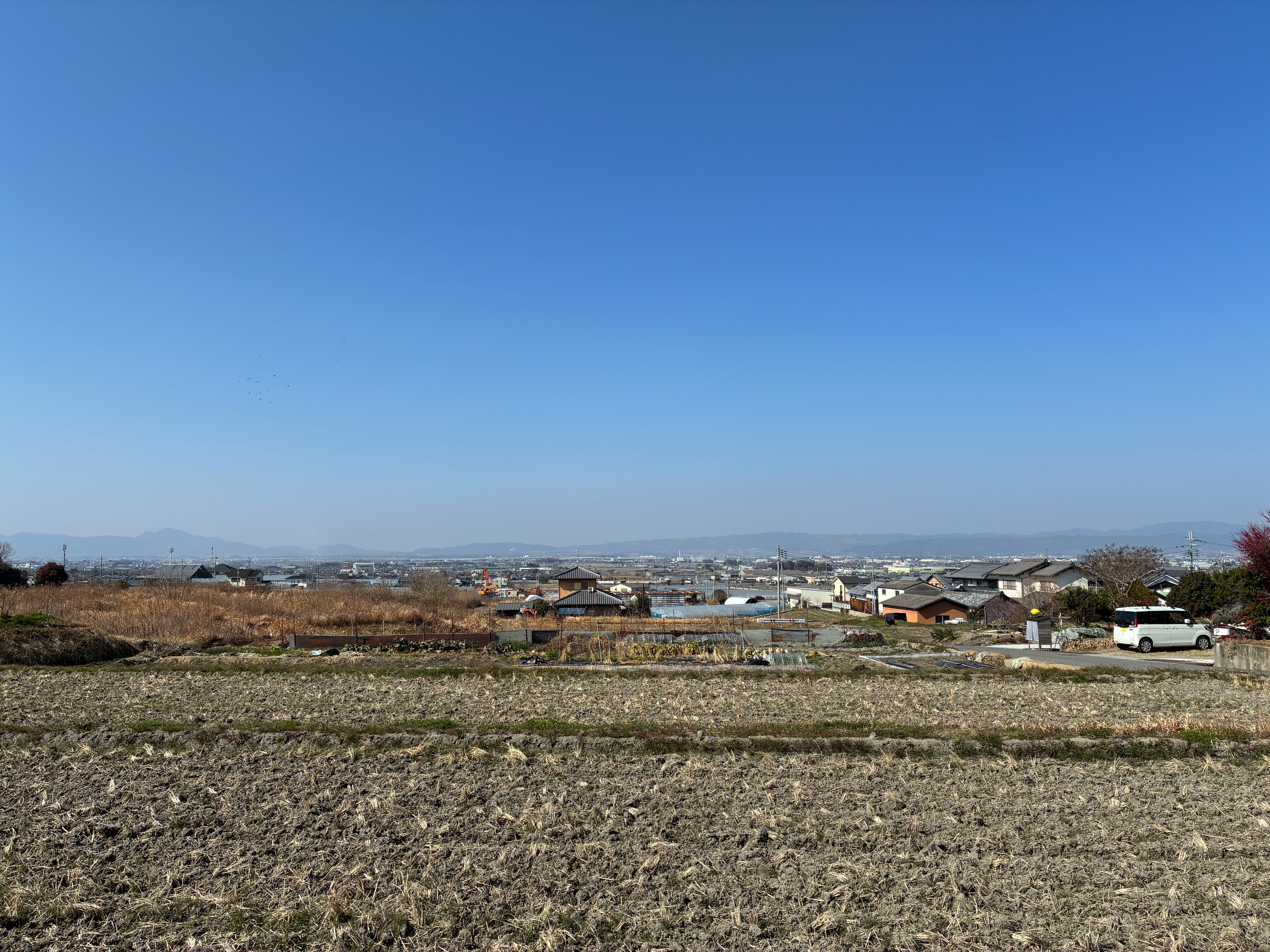 山の辺の道 大和盆地を眺める